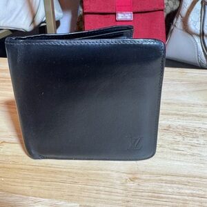 Black Leather Louis Vuitton Wallet